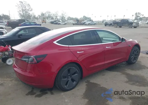 2018 Tesla Model 3 Long Range/Mid Range from USA, damaged, VIN 5YJ3E1EA1JF026020